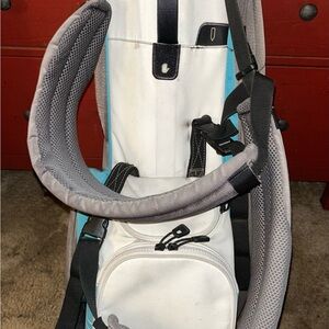 Ping Hoofer stand golf bag.